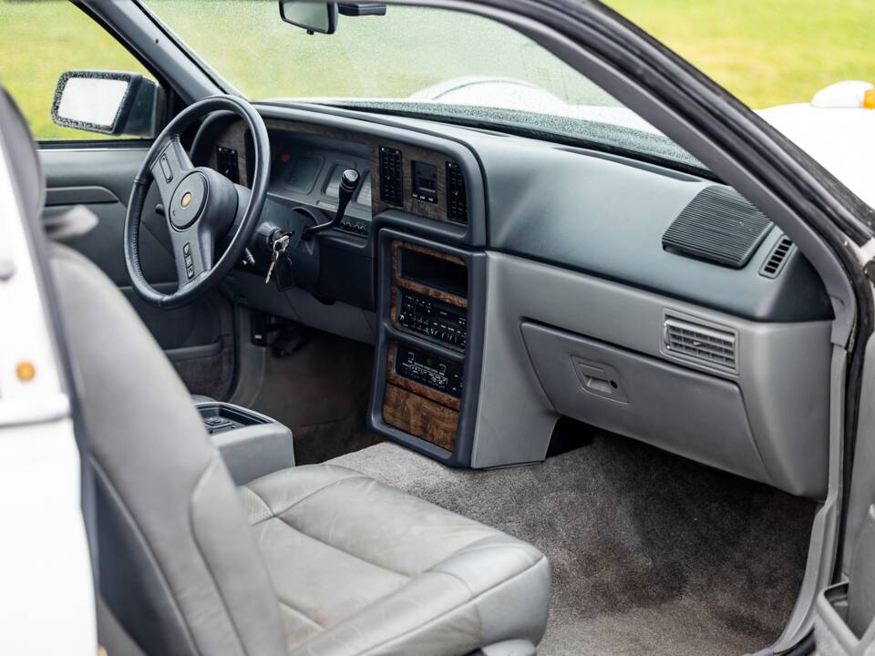 Image 43/50 of CMC Tiffany (1988)