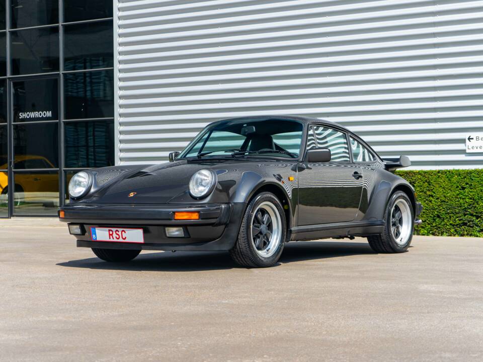 Imagen 5/33 de Porsche 911 Turbo 3.3 (1989)