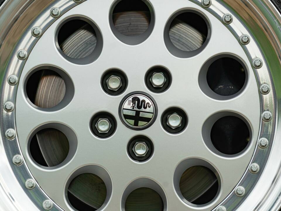 Immagine 39/50 di Alfa Romeo RZ (1993)