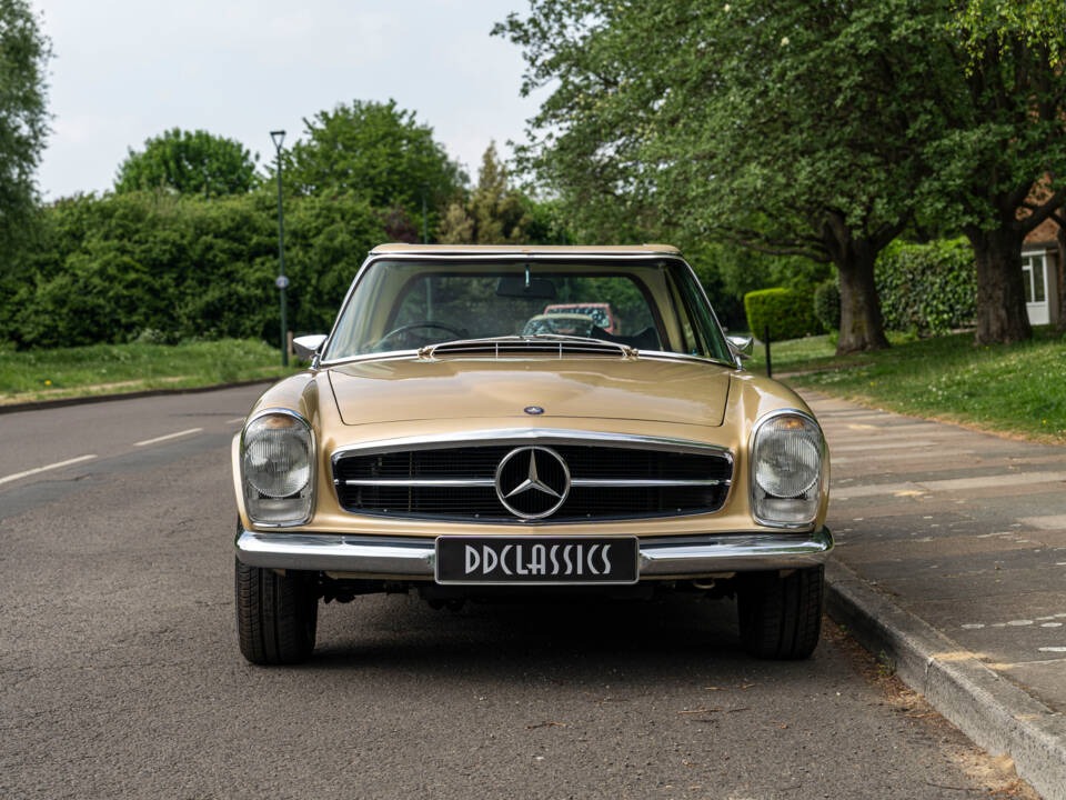 Image 5/21 of Mercedes-Benz 250 SL (1967)