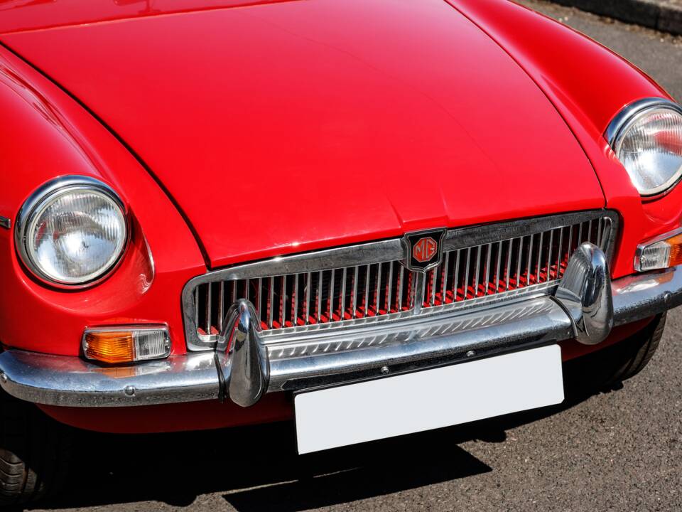 Image 8/41 de MG MGB (1972)