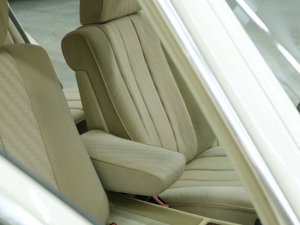 Bild 29/50 von Mercedes-Benz 280 S (1982)