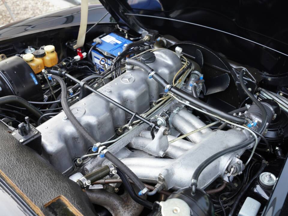 Imagen 4/50 de Mercedes-Benz 280 SL (1969)