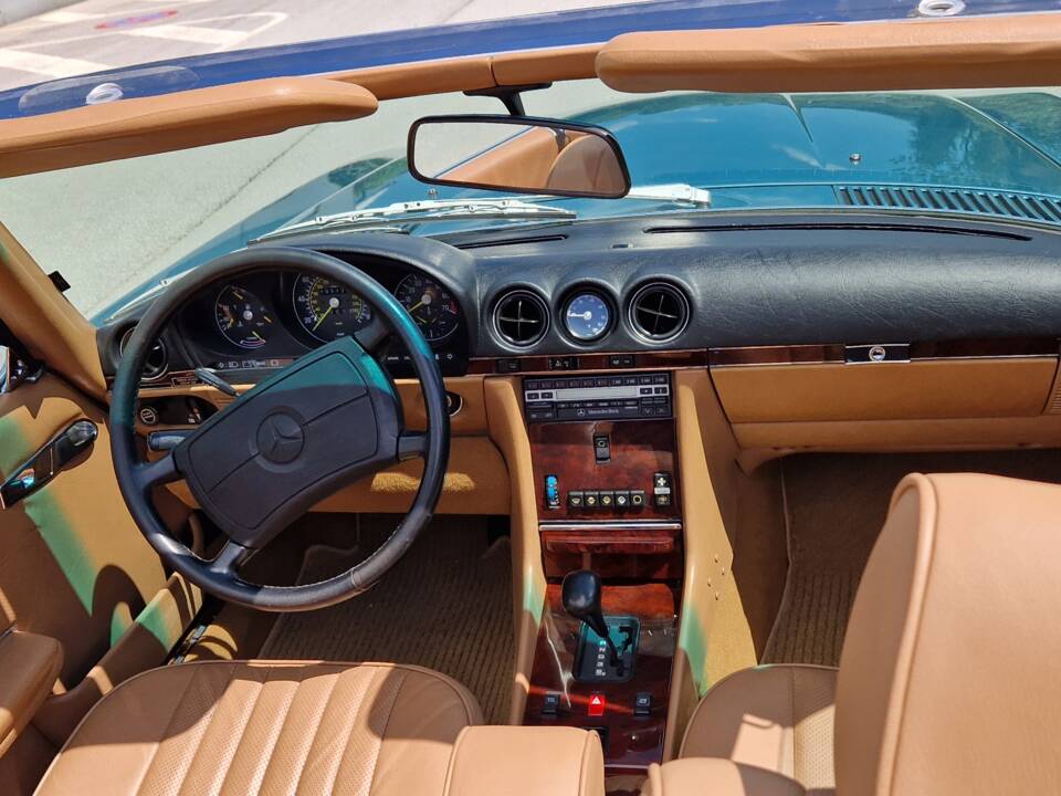 Image 49/53 de Mercedes-Benz 560 SL (1986)