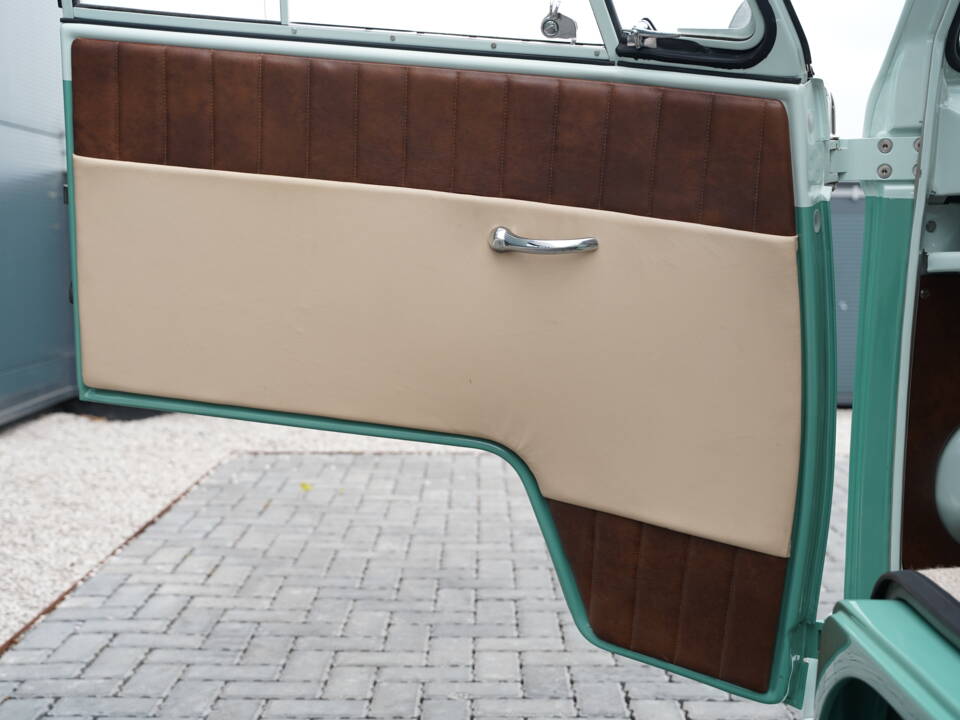 Image 15/50 of Volkswagen T1 Kombi (1962)