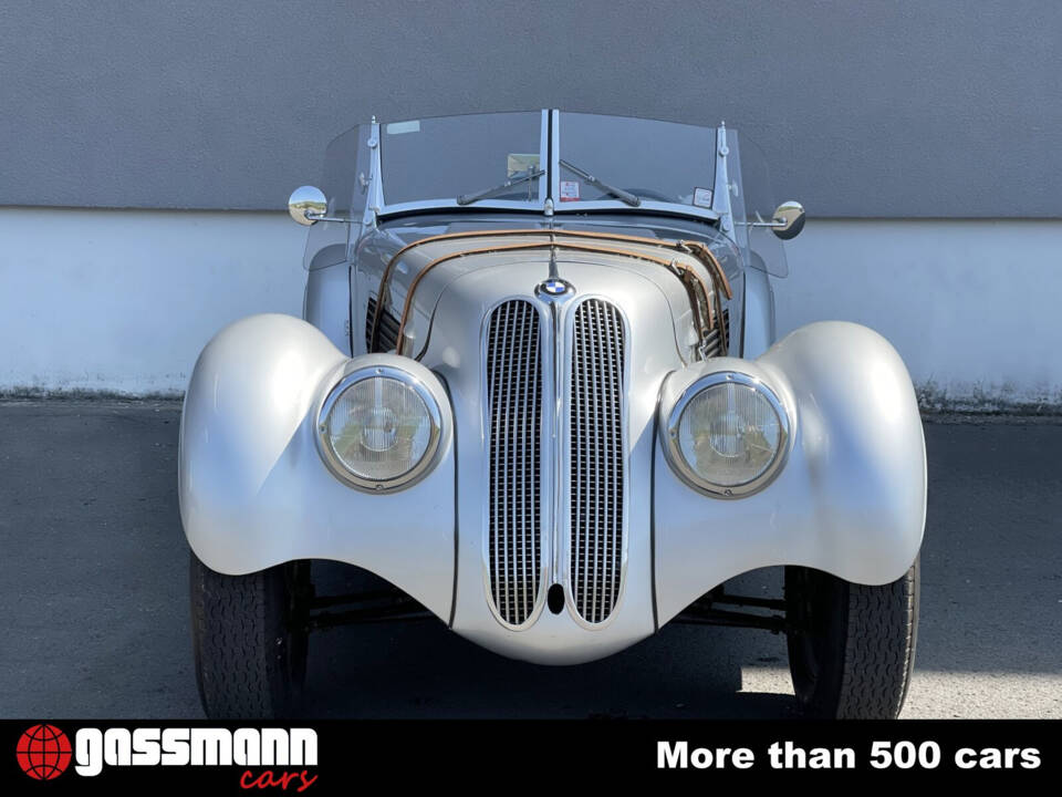 Image 2/15 of BMW 328 (1939)