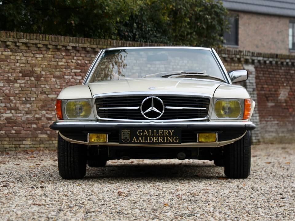 Imagen 5/50 de Mercedes-Benz 280 SL (1976)