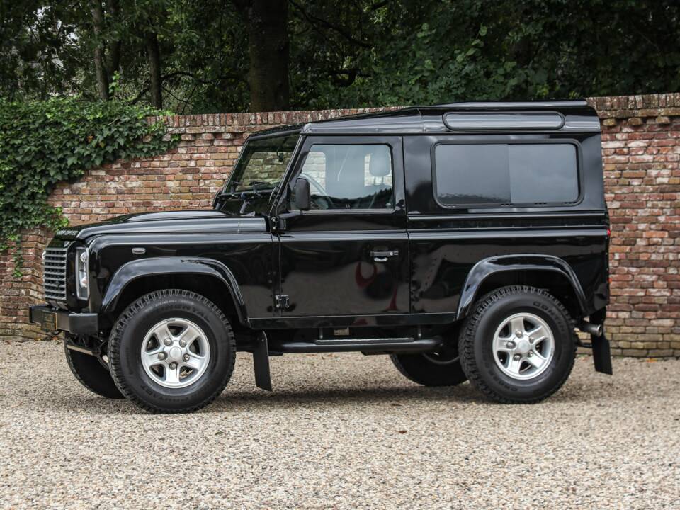Bild 14/50 von Land Rover Defender 90 (2013)