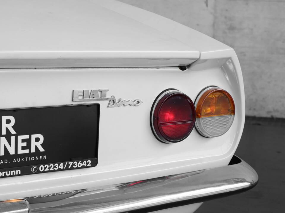 Image 19/50 of FIAT Dino Spider (1967)