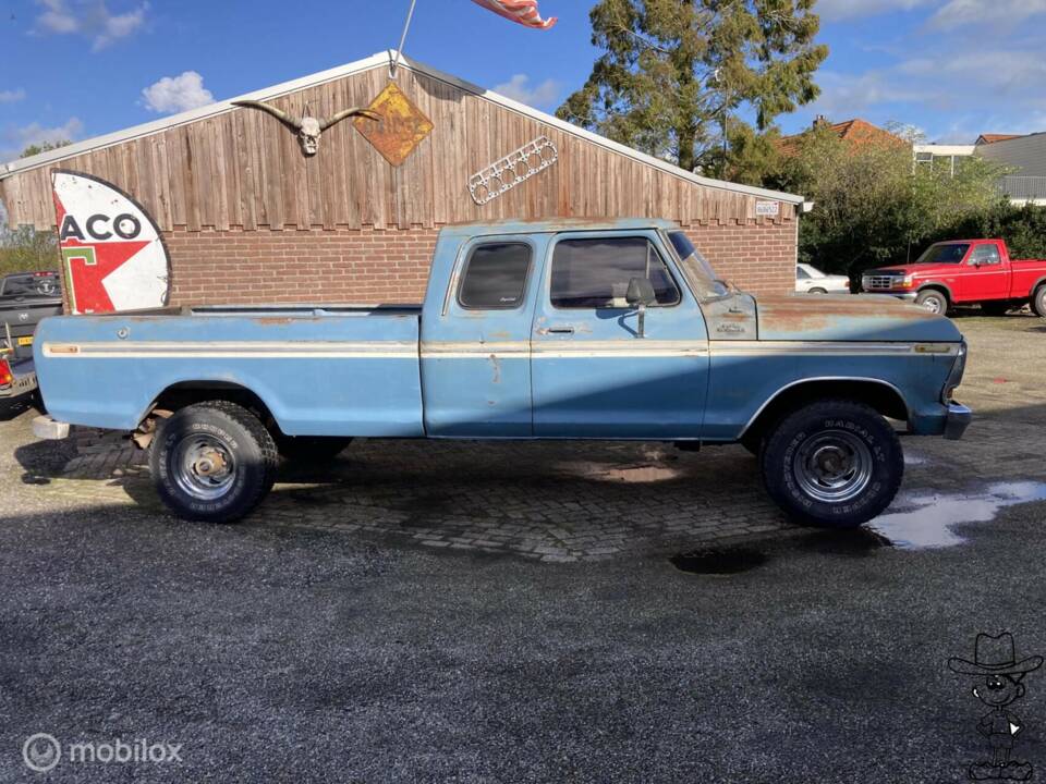 Image 5/44 of Ford F-250 (1978)