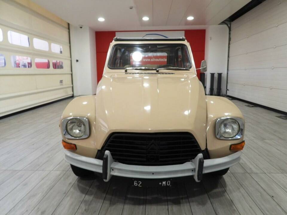 Image 4/15 of Citroën Dyane 6 (1984)