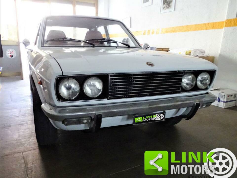 Afbeelding 2/10 van FIAT 128 Sport Coupe (1974)