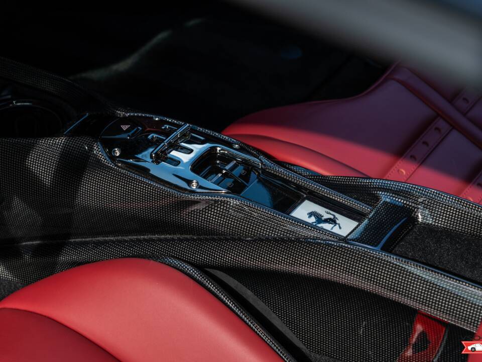 Bild 33/56 von Ferrari SF90 Assetto Fiorano (2021)