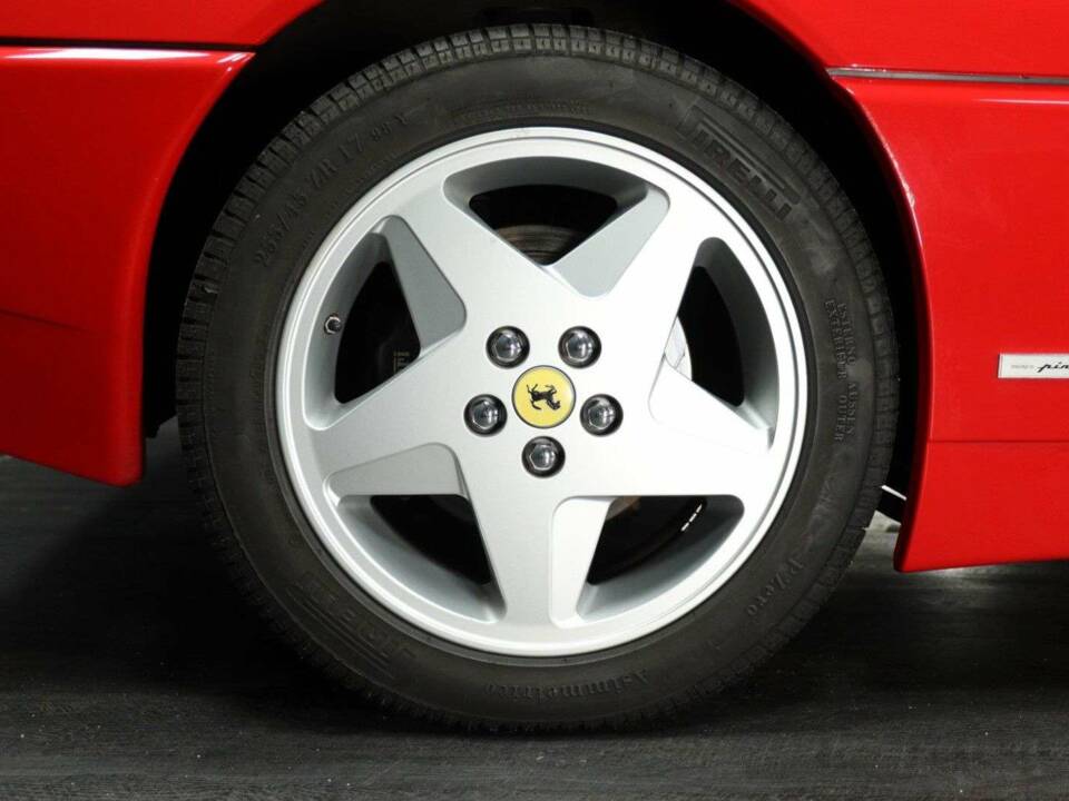 Afbeelding 28/30 van Ferrari 348 GTB (1993)