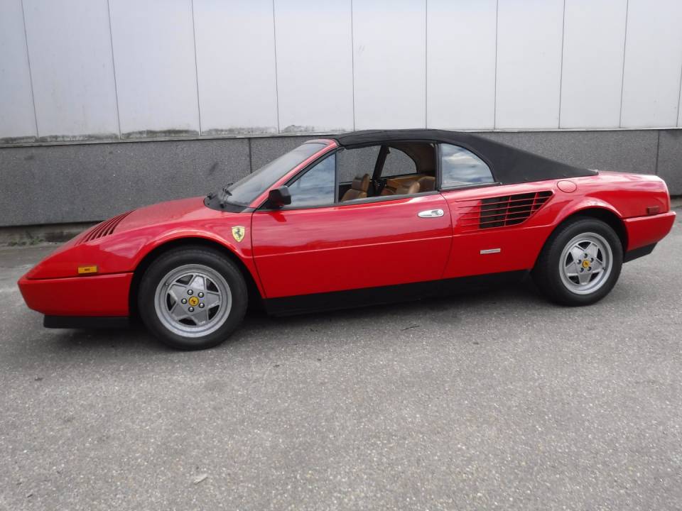 Afbeelding 13/50 van Ferrari Mondial 3.2 (1988)