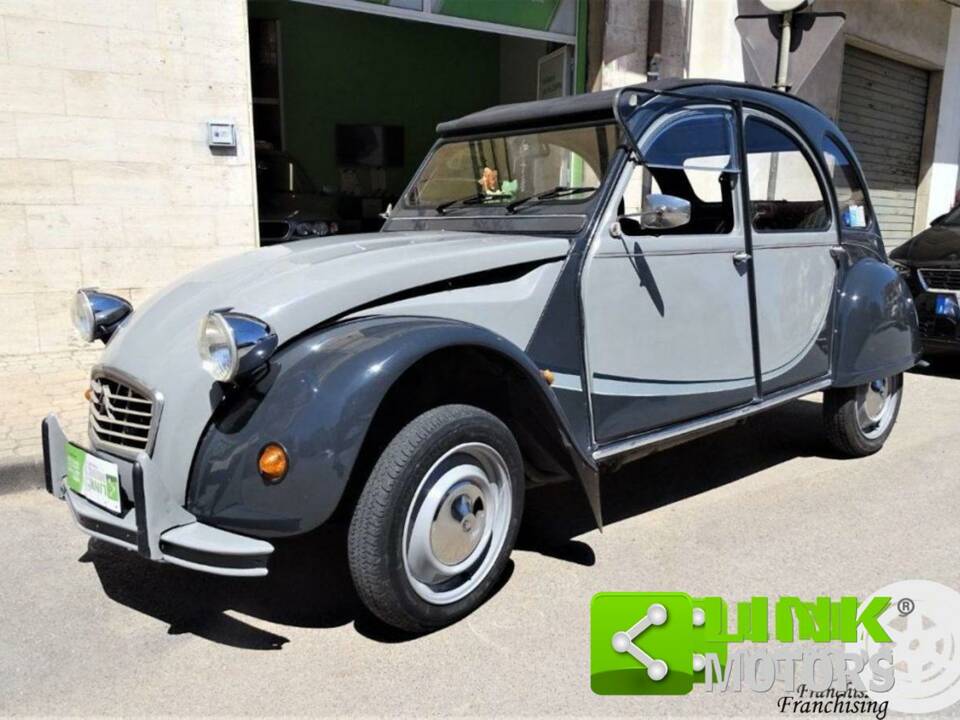 Immagine 4/10 di Citroën 2 CV 6 Charleston (1985)