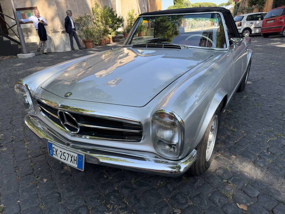 Bild 16/97 von Mercedes-Benz 280 SL (1969)