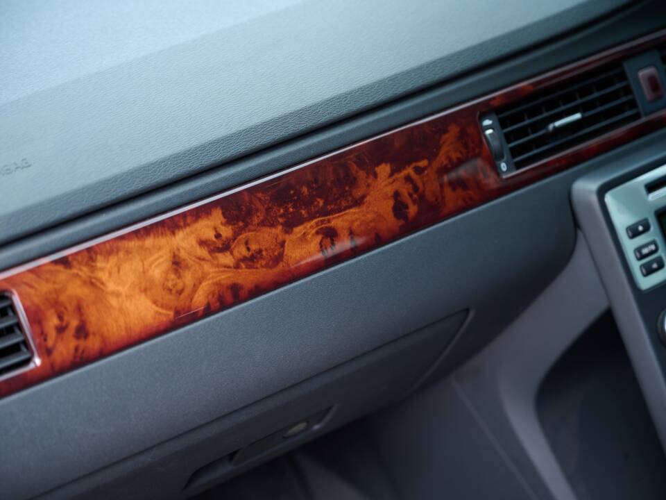 Imagen 36/50 de Volvo V70 AWD (2009)
