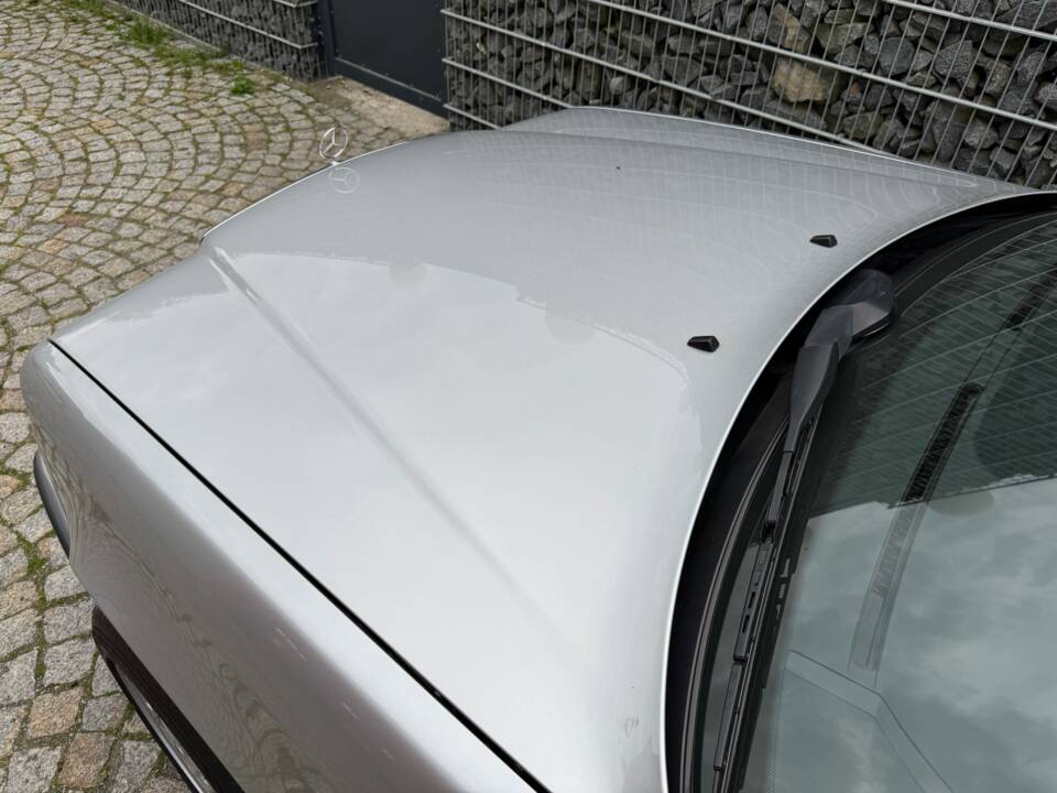 Imagen 16/100 de Mercedes-Benz 300 CE (1992)