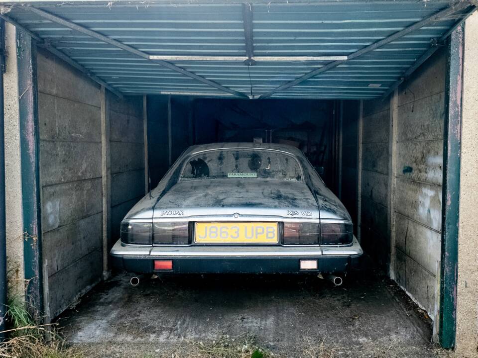 Image 1/34 of Jaguar XJS 5.3 V12 (1992)