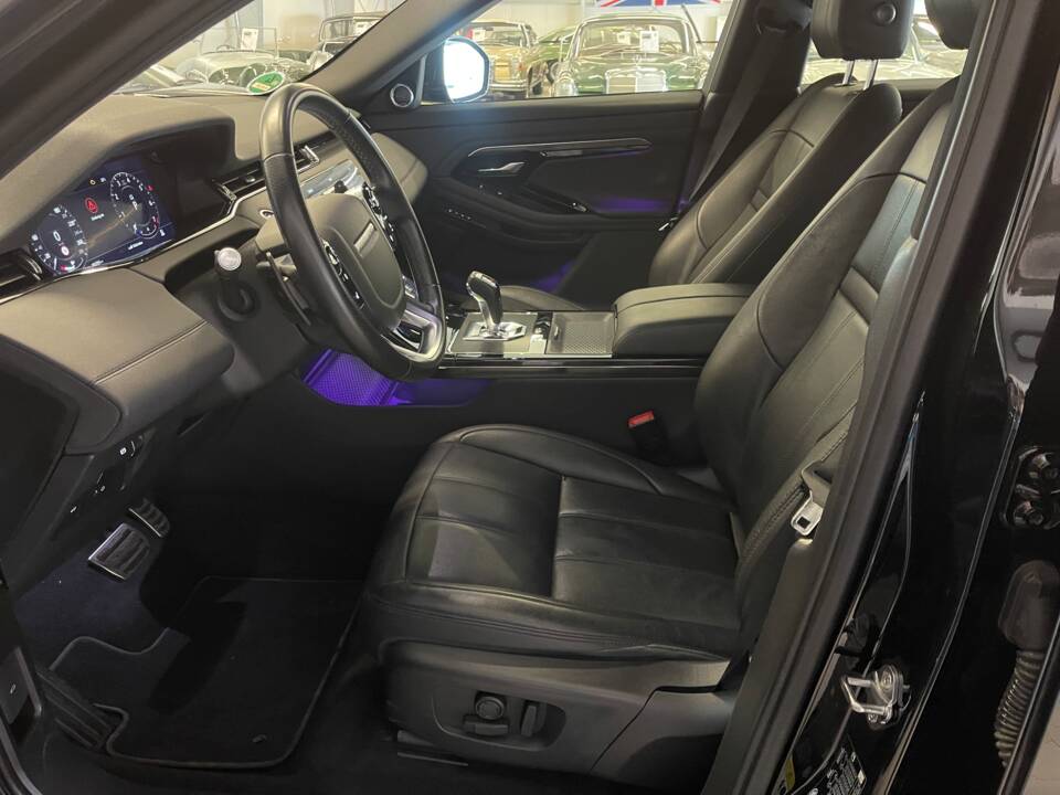 Image 17/19 of Land Rover Range Rover Evoque P250 (2020)