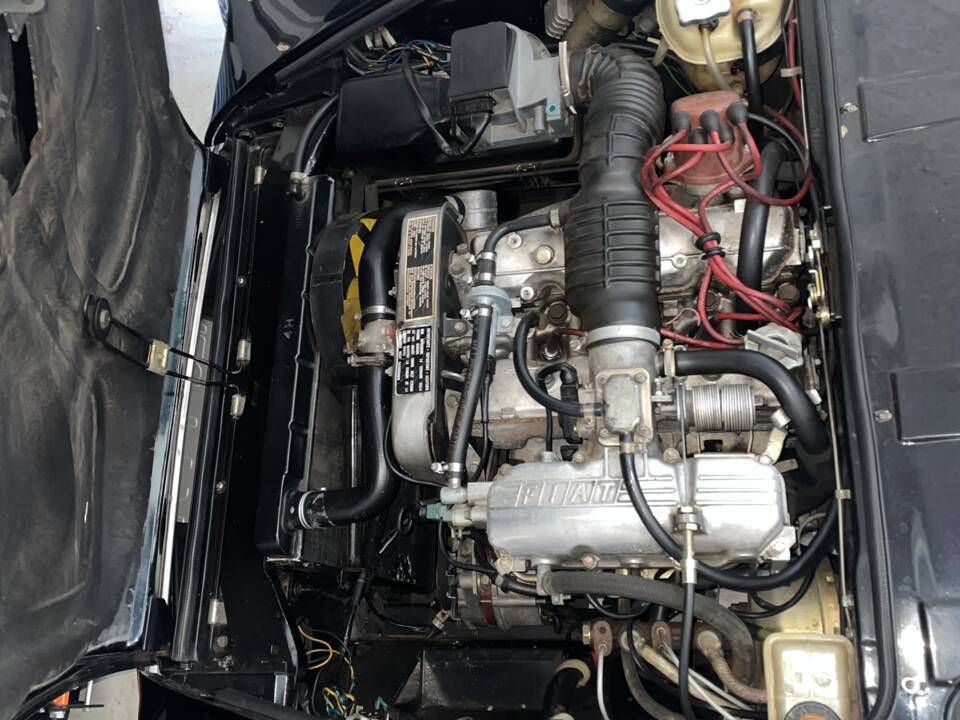Image 11/14 of FIAT 124 Pininfarina Spidereuropa (1985)