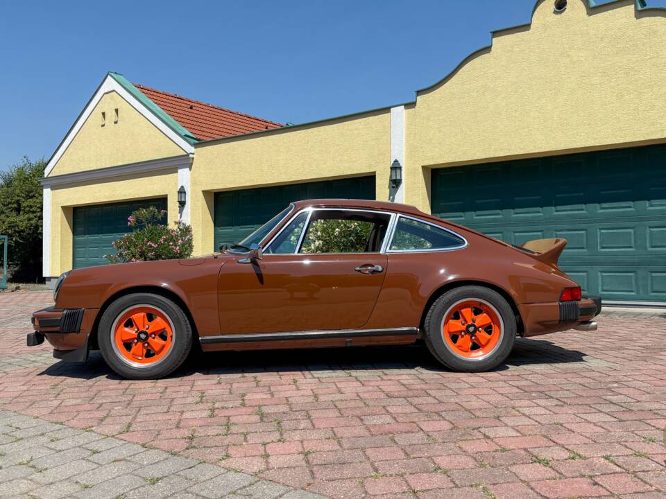 Image 2/20 of Porsche 911 SC 3.0 (1978)
