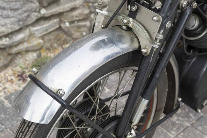 Bild 27/44 von Vincent Black Shadow C (1952)