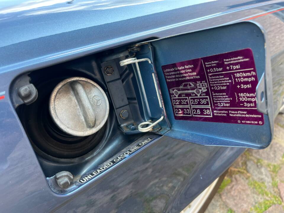 Afbeelding 23/146 van Mercedes-Benz 380 SL (1982)
