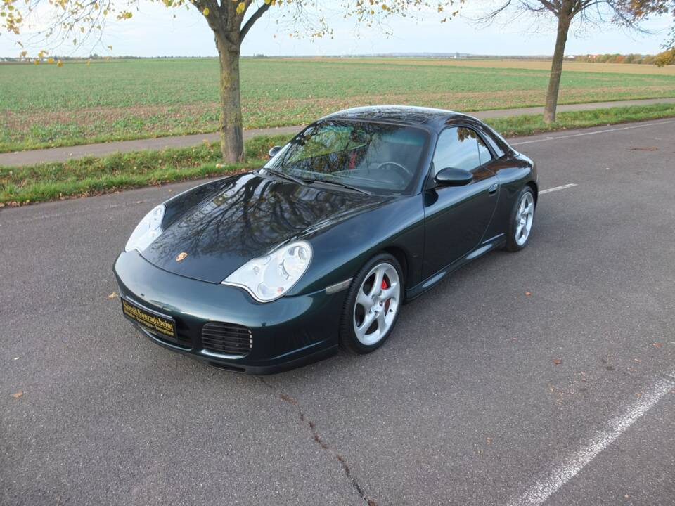 Bild 2/73 von Porsche 911 Carrera 4S (2004)