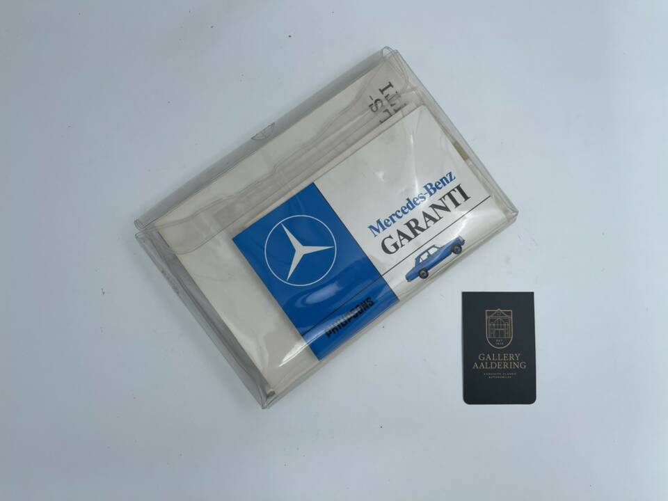 Bild 11/50 von Mercedes-Benz 280 SLC (1975)