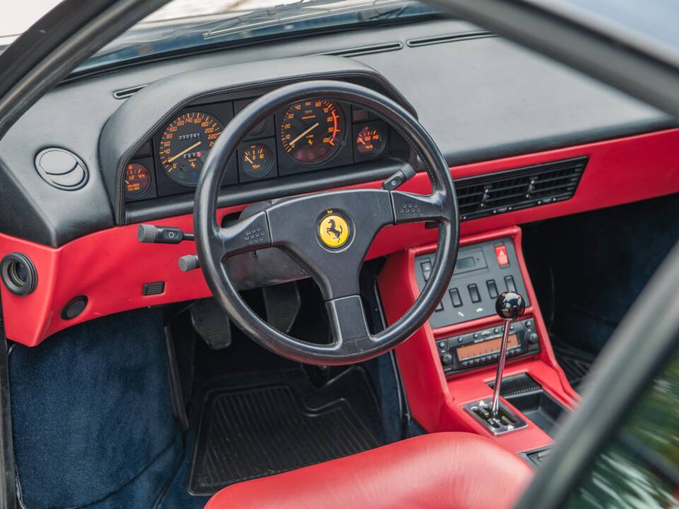 Immagine 21/42 di Ferrari Mondial T (1990)