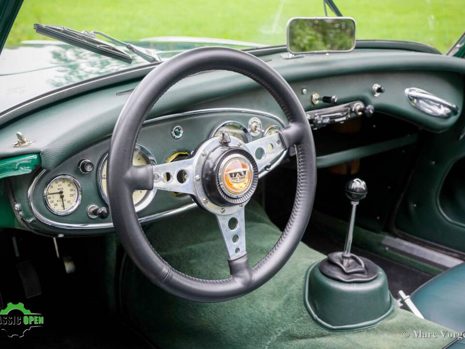 Image 6/59 of Austin-Healey 100&#x2F;6 (BN6) (1958)