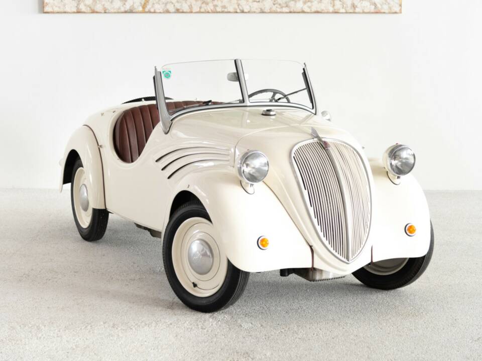 Image 14/36 of NSU-Fiat 500 A Topolino Weinsberg (1940)