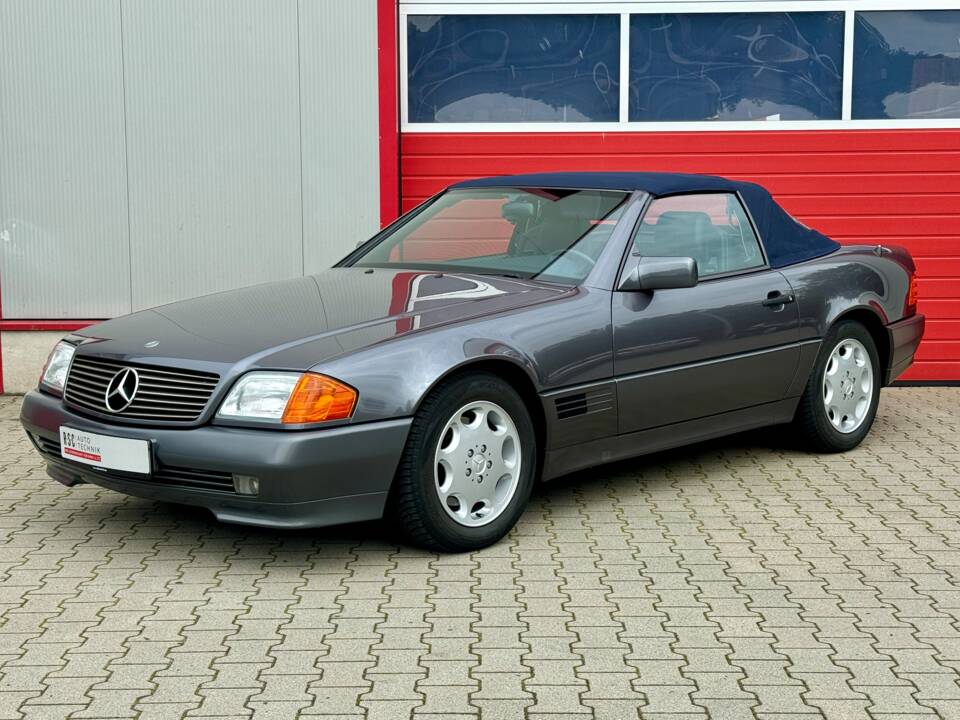 Immagine 5/56 di Mercedes-Benz SL 500 (1995)