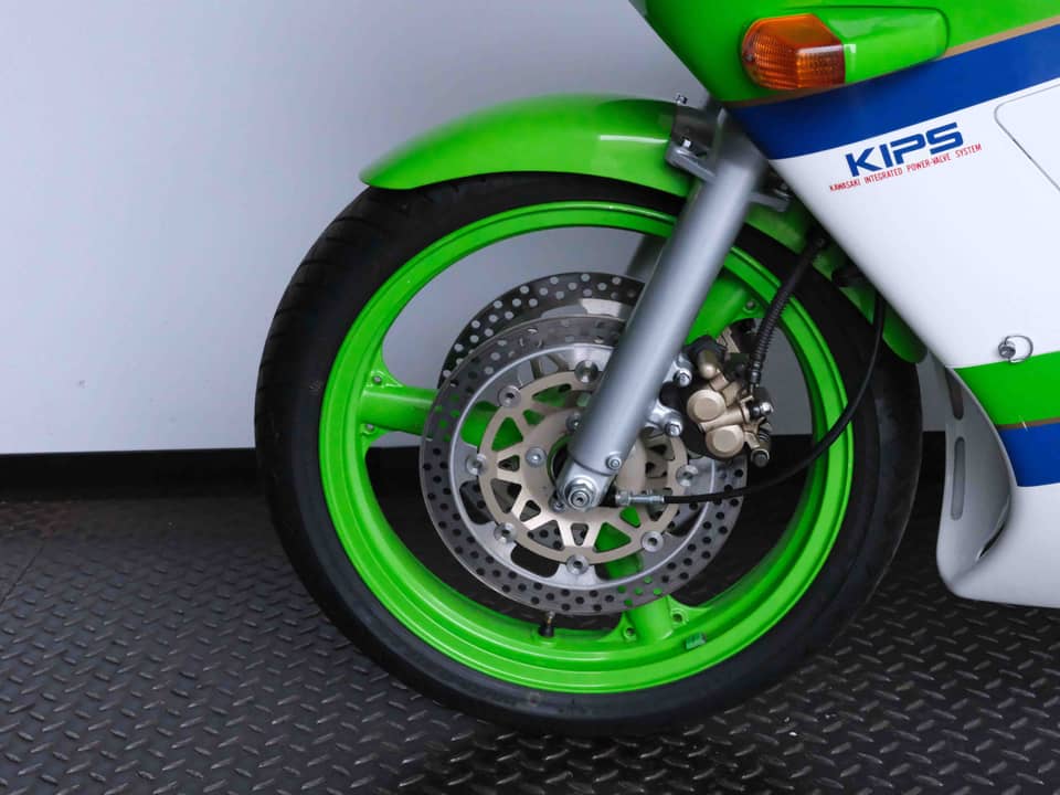 Immagine 34/71 di Kawasaki KR-1 (1989)