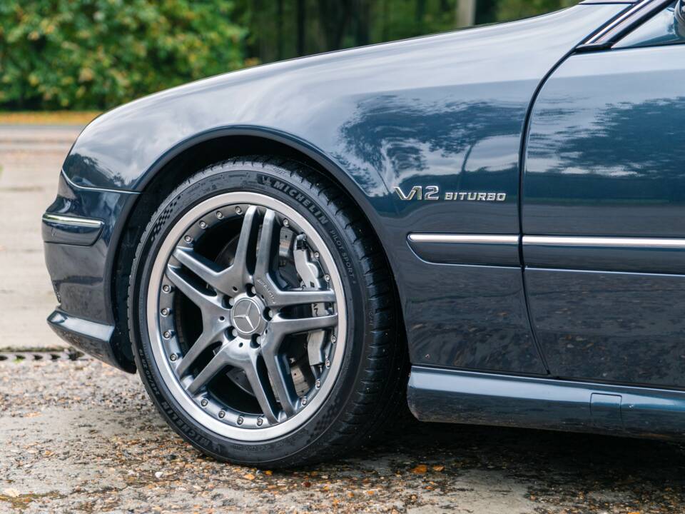 Bild 14/31 von Mercedes-Benz CL 65 AMG (2006)