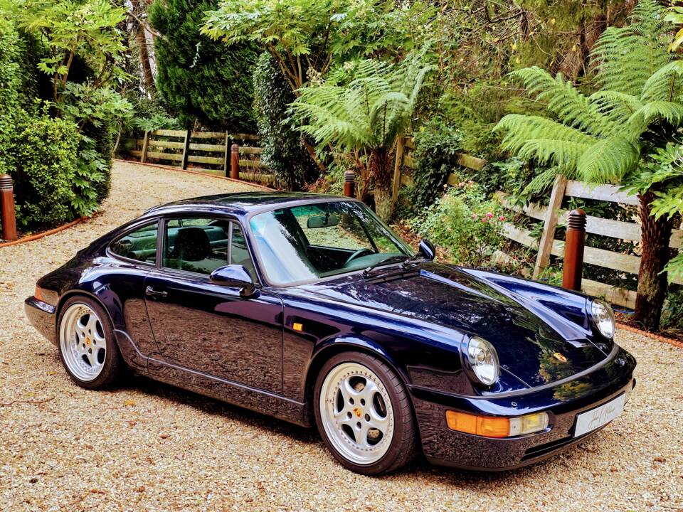 Image 5/34 de Porsche 911 Carrera 2 (1991)