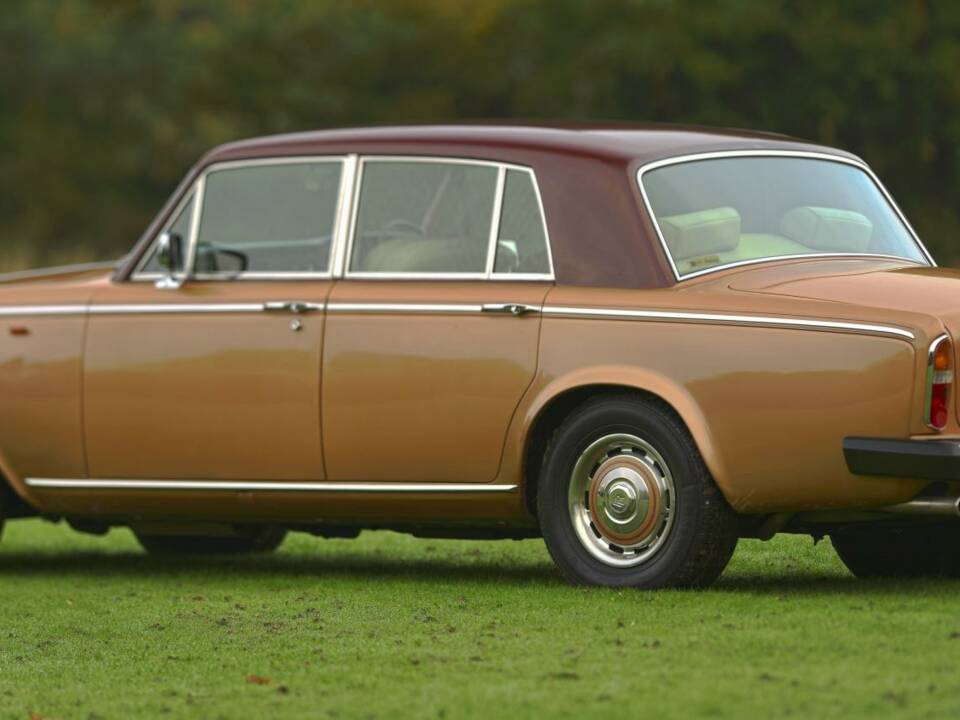 Bild 16/50 von Rolls-Royce Silver Shadow II (1979)