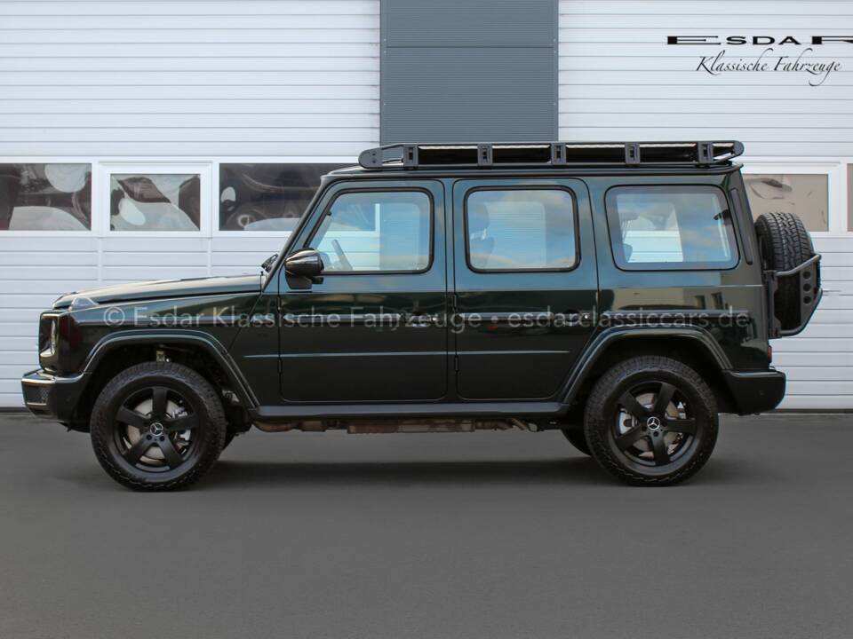 Image 2/32 of Mercedes-Benz G 500 (LWB) (2023)