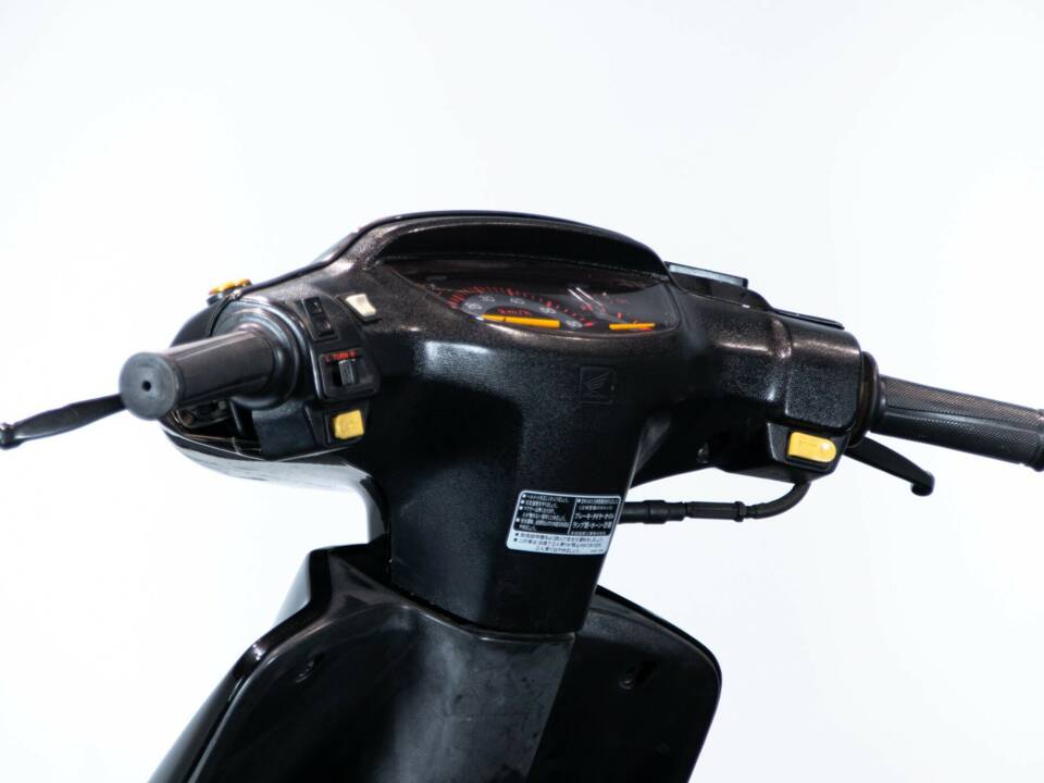 Image 45/50 of Honda DIO ZX (1993)