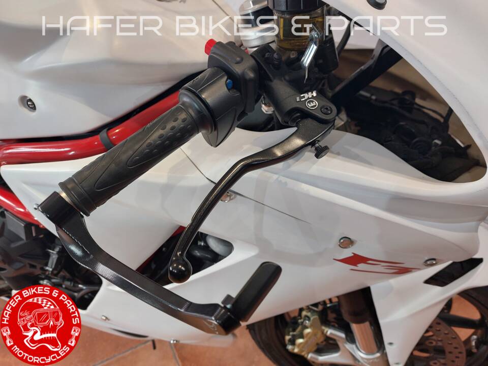 Immagine 12/29 di MV Agusta DUMMY (2014)