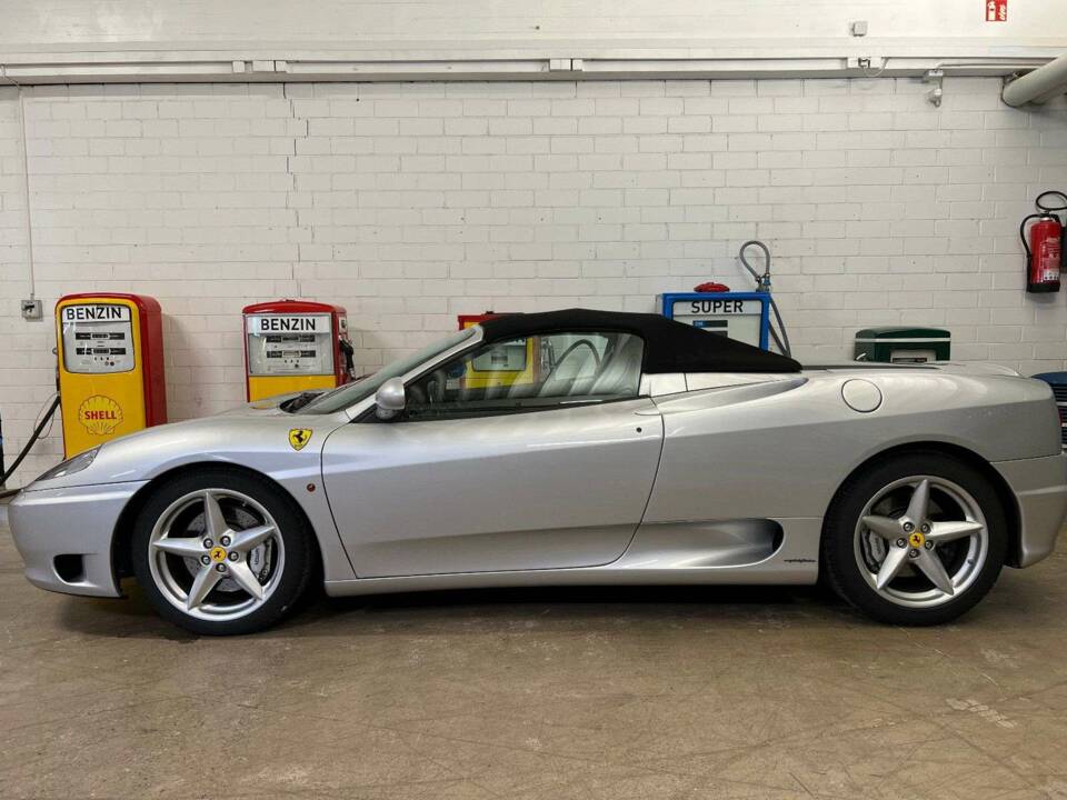 Image 2/16 of Ferrari 360 Spider (2001)