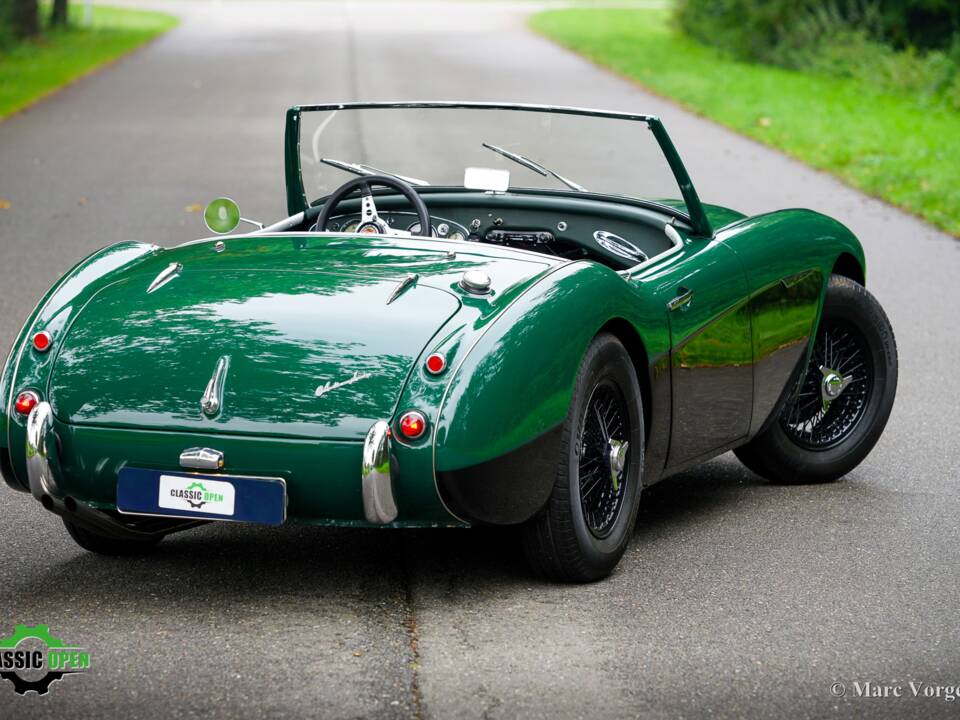 Image 52/59 of Austin-Healey 100&#x2F;6 (BN6) (1958)