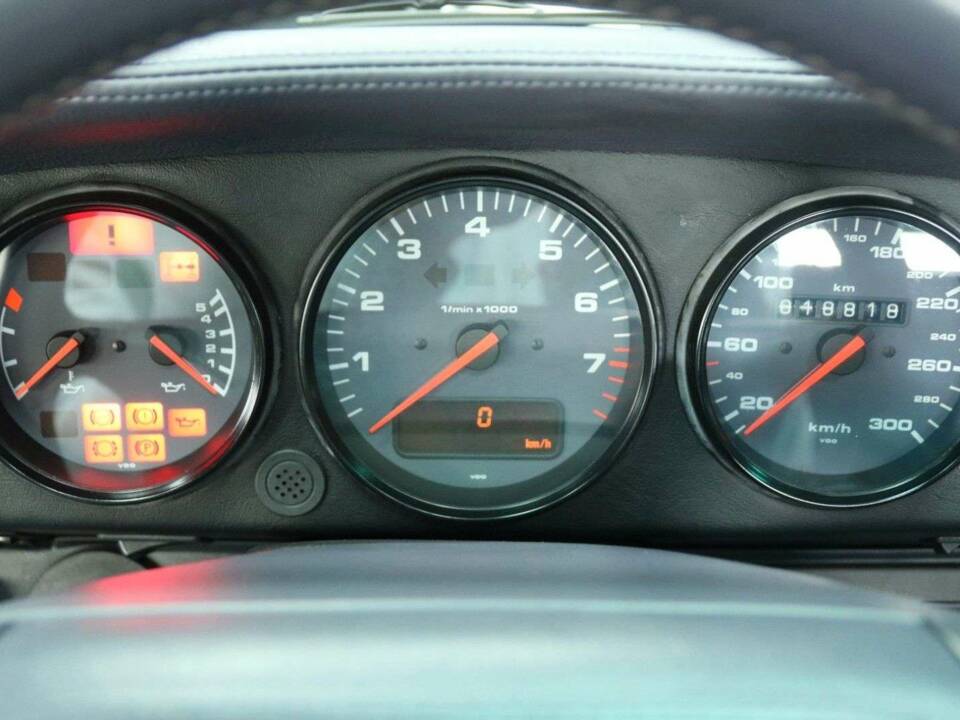 Immagine 18/50 di Porsche 911 Carrera 4 (1993)