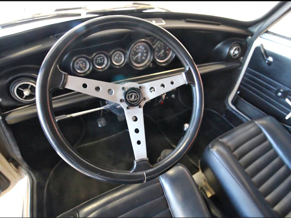 Image 28/51 de Innocenti Mini Cooper (1970)