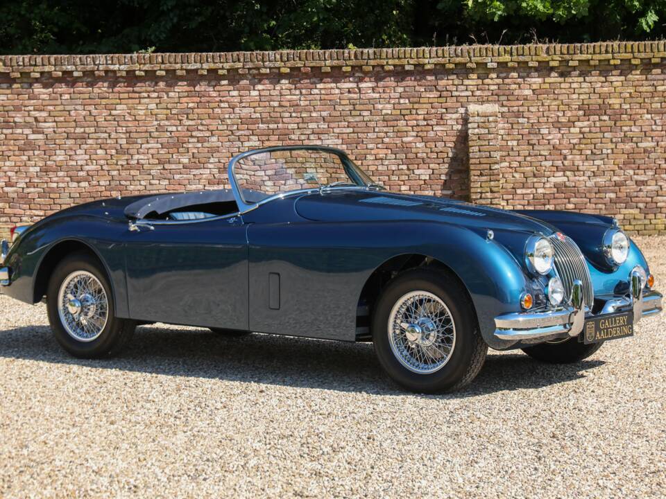 Image 34/50 of Jaguar XK 150 3.4 S OTS (1958)