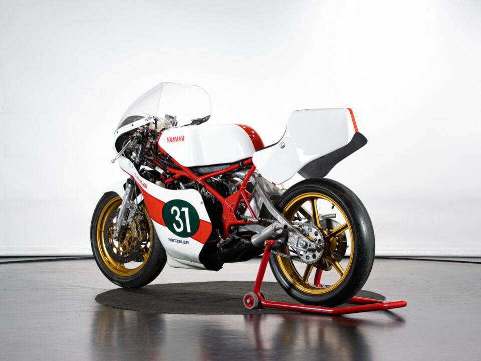 Image 2/50 de Yamaha TZ 250 (1979)