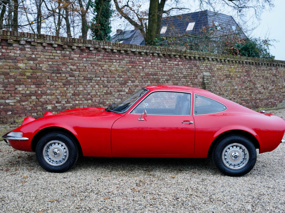 Image 10/30 of Opel GT 1900 (1972)