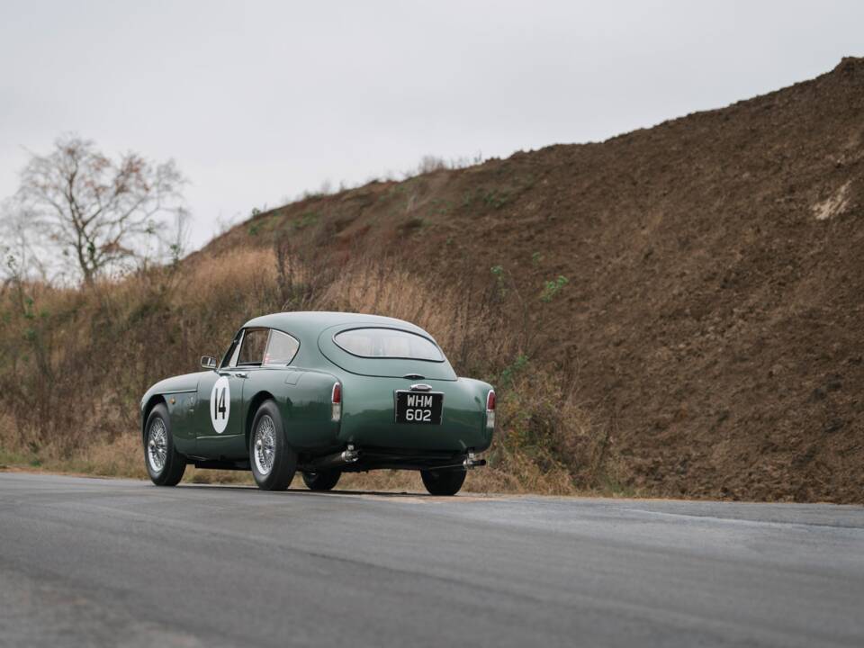 Image 6/31 of Aston Martin DB 2/4 Mk III (1958)